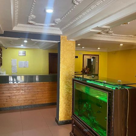 Feuguiff Hotel Yaoundé Extérieur photo
